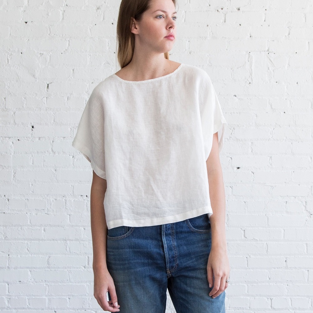 Black Crane Linen Box Top Sz XS